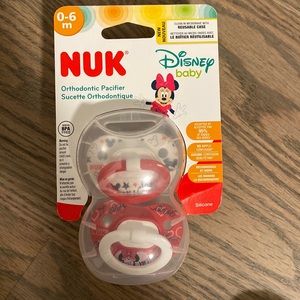 Disney Minnie Mouse  NUK 0-6 month pacifier brand new